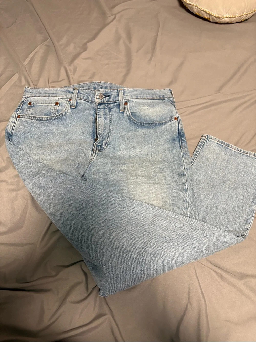 Levi's Light Wash Men's Straight Jeans